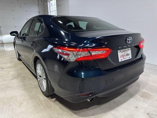 2018 Toyota Camry Hybrid XLE