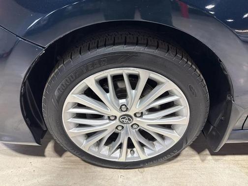 2018 Toyota Camry Hybrid XLE