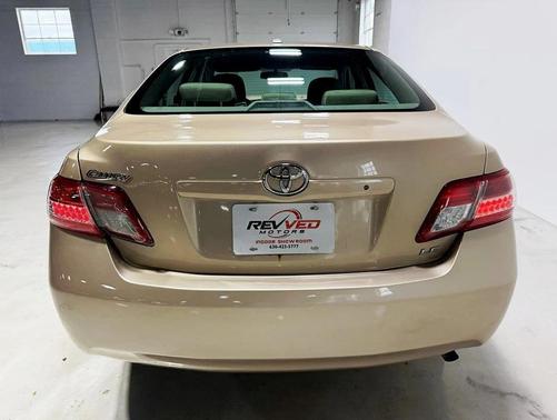 2011 Toyota Camry LE