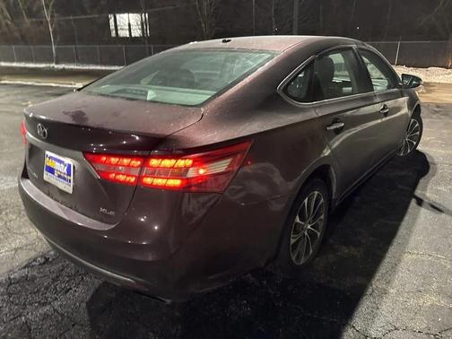 2018 Toyota Avalon XLE