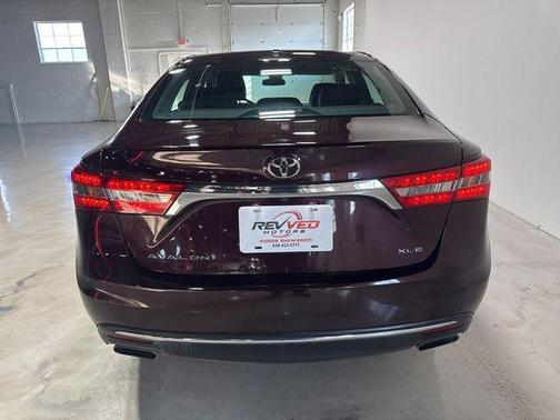 2018 Toyota Avalon XLE