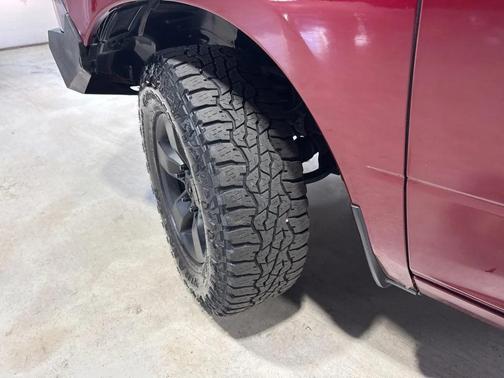 Delmonico Red Pearlcoat 2018 RAM 1500 SLT