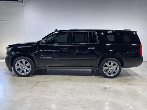 Black 2018 Chevrolet Suburban Premier