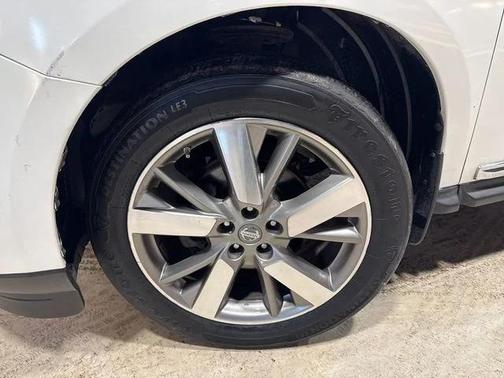 2013 Nissan Pathfinder Platinum