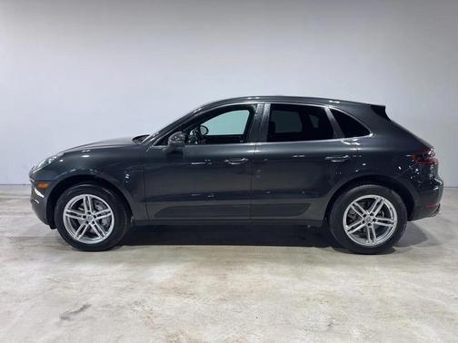 2017 Porsche Macan S