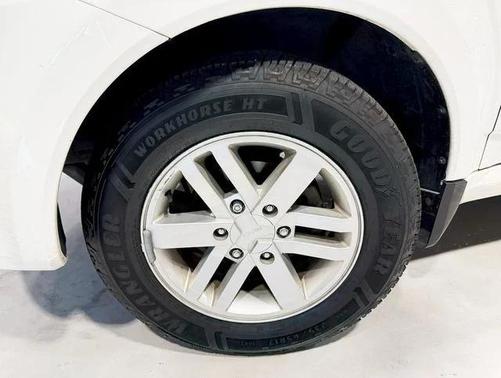 2002 Isuzu Axiom Base