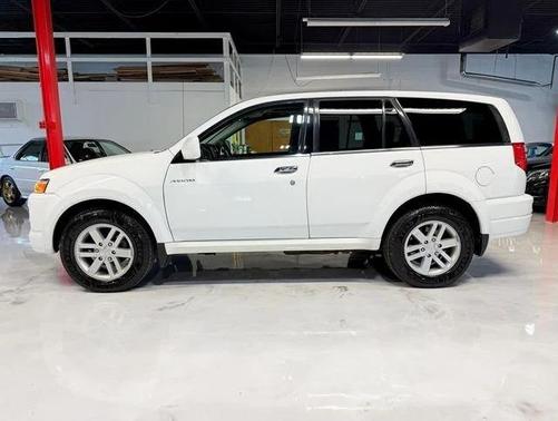 2002 Isuzu Axiom Base