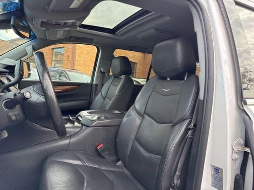 2016 Cadillac Escalade Premium