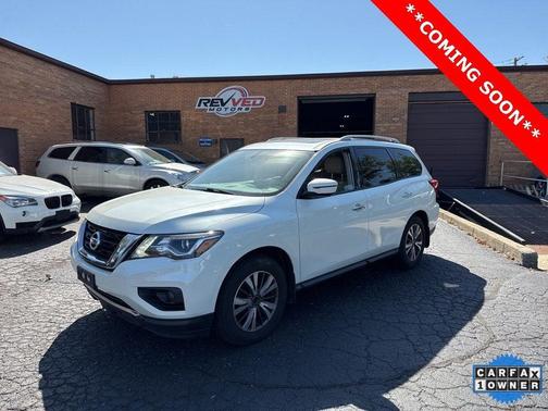 2017 Nissan Pathfinder SL