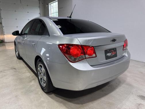 Silver Ice Metallic 2014 Chevrolet Cruze 1LT