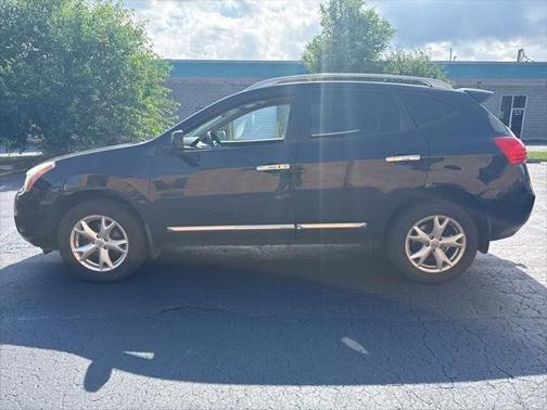 2011 Nissan Rogue SV
