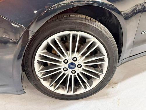 2014 Ford Fusion Hybrid SE