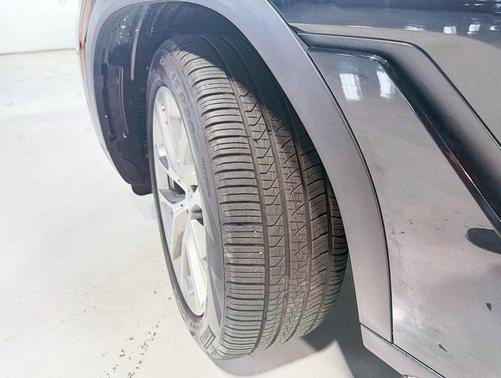 2021 BMW X6 xDrive40i