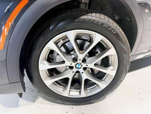 2021 BMW X6 xDrive40i