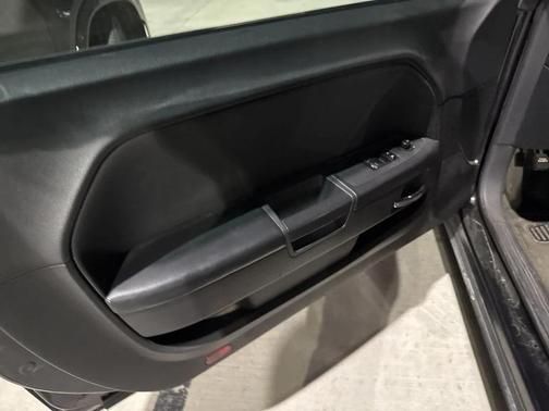 2010 Dodge Challenger SE