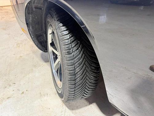 2010 Dodge Challenger SE