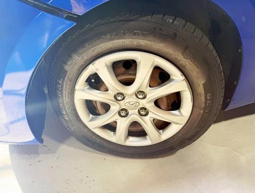 2014 Hyundai Accent GS