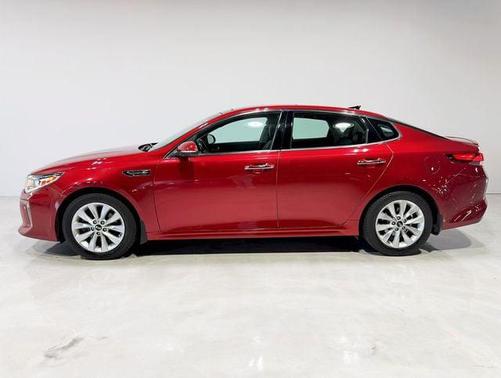 2018 Kia Optima S