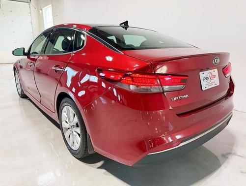 2018 Kia Optima S