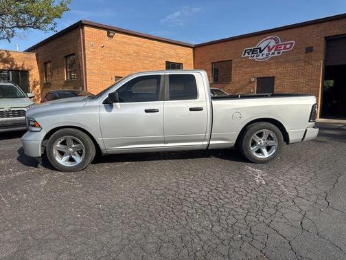 Bright Silver Metallic Clearcoat 2018 RAM 1500 Tradesman