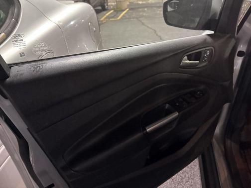 2013 Ford C-Max Hybrid SE