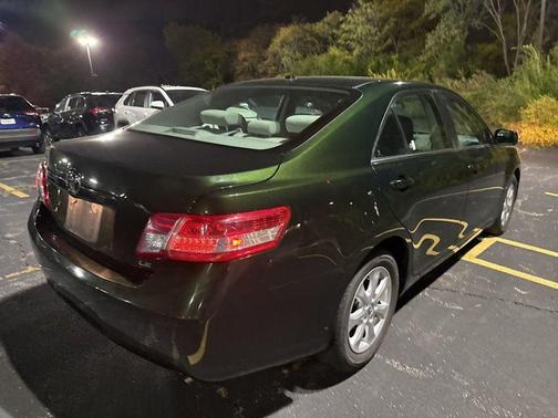 2010 Toyota Camry LE