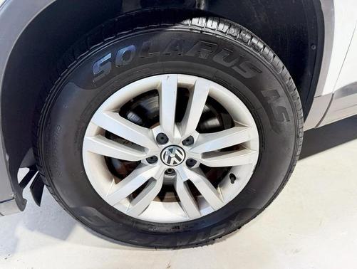 2017 Volkswagen Tiguan 2.0T S 4MOTION