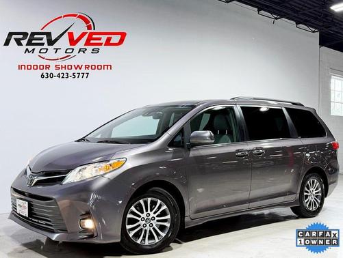 2019 Toyota Sienna XLE