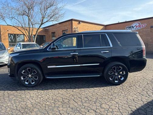 2020 Cadillac Escalade Luxury