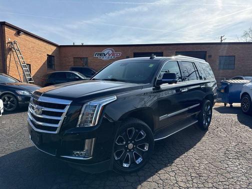 2020 Cadillac Escalade Luxury