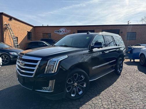 2020 Cadillac Escalade Luxury