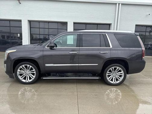 2017 Cadillac Escalade Premium Luxury