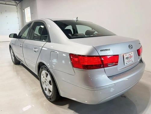 2010 Hyundai SONATA GLS