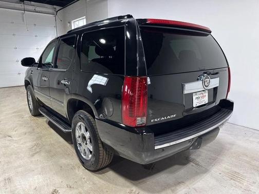 2007 Cadillac Escalade Base