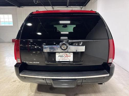 2007 Cadillac Escalade Base