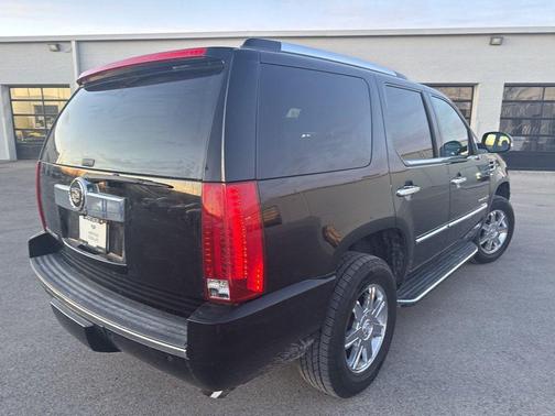 2007 Cadillac Escalade Base