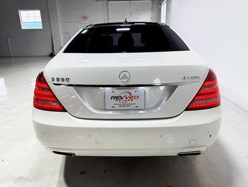 2011 Mercedes-Benz S-Class 4MATIC