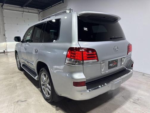 Silver Lining Metallic 2014 Lexus LX 570 Base