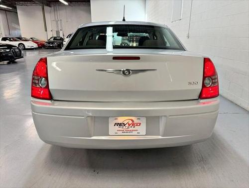 2008 Chrysler 300 LX