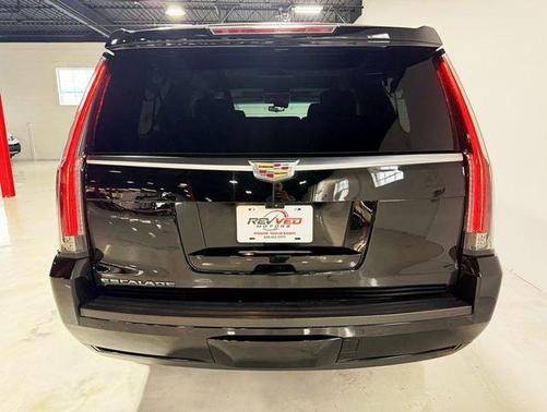 2017 Cadillac Escalade ESV Luxury