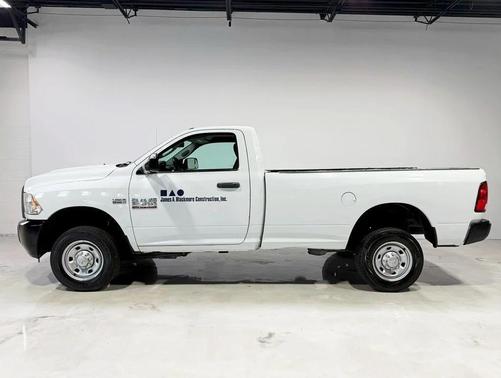 2017 RAM 2500 Tradesman Regular Cab 4x4 8' Box