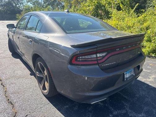 2017 Dodge Charger SXT
