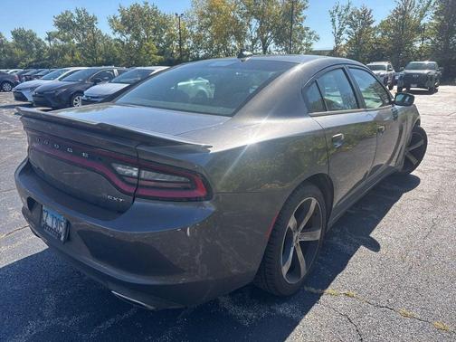 2017 Dodge Charger SXT