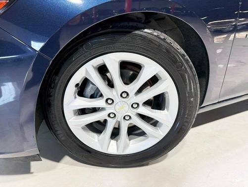 2017 Chevrolet Malibu Hybrid Base