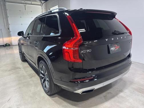 Onyx Black Metallic 2016 Volvo XC90 T6 Momentum