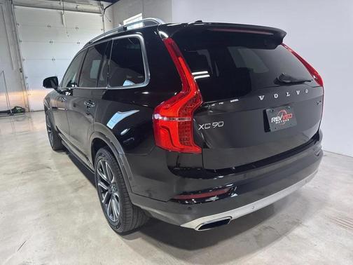 Onyx Black Metallic 2016 Volvo XC90 T6 Momentum