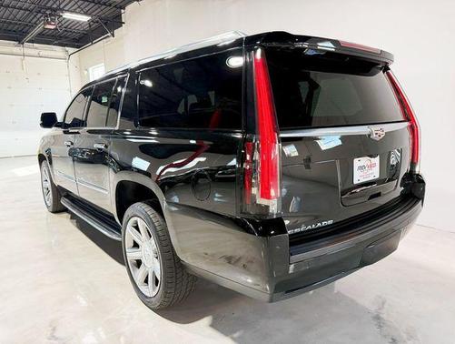2020 Cadillac Escalade ESV Premium Luxury