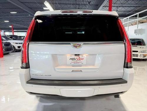 2018 Cadillac Escalade Luxury