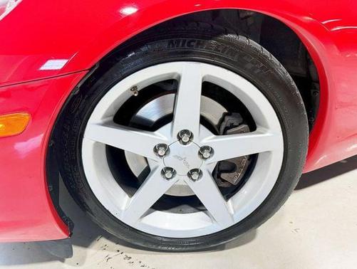 2005 Chevrolet Corvette Base