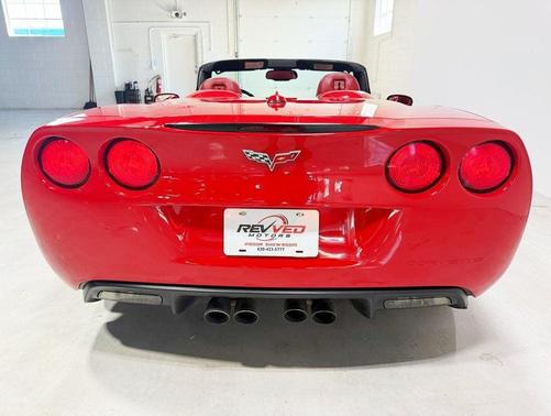 2005 Chevrolet Corvette Base